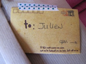 Paquet cadeau Julien juillet 2012