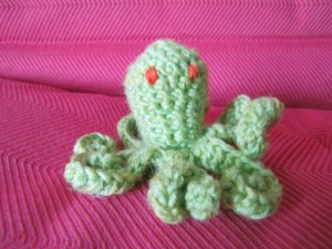 poulpe en crochet vert