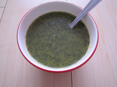 soupe de fanes de carottes