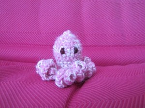 Poulpe rose en crochet